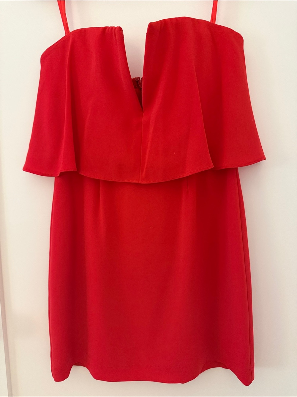 BCBGMaxAzria Red Strapless Ruffle Cocktail Dress
